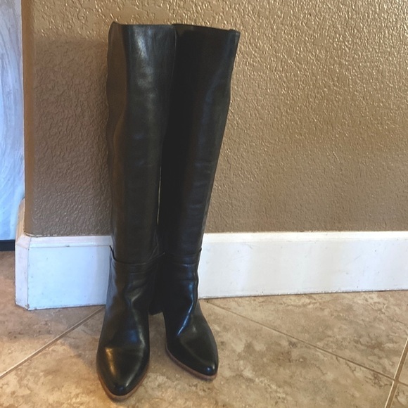 CECELIA NEW YORK Shoes - CECELIA black leather and suede size 6 boots
